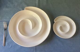 BEAUTIFUL SNACK PLATES 1