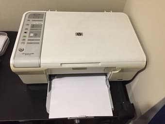 HP Deskjet F4280 All-in-One printer and Scanner + one color ink 1