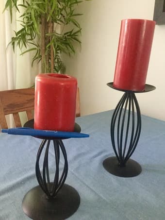 SET OF CANDLES AND HOLDERS 1
