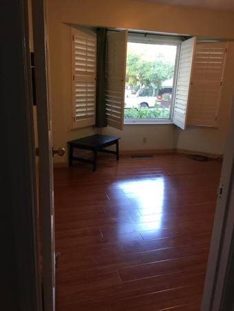 Available single in PA with closet for move-in next week! 2