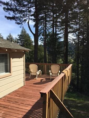 Woodside Cottage in King's Mountain Community 1