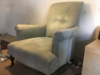 Plush armchair 3
