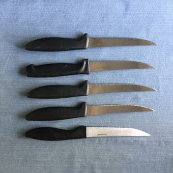 SETS OF KNIVES 3