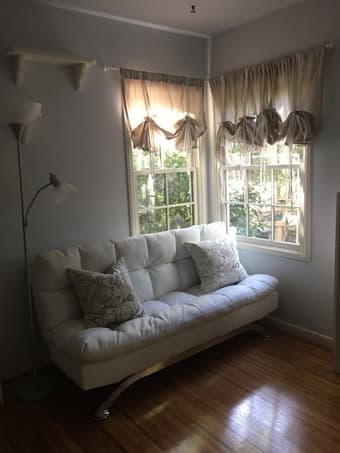 Furnished single room in Palo Alto home, garden views, shared bathroom 1