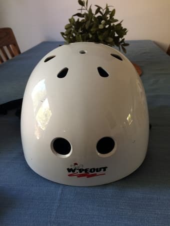 KIDS/YOUTH HELMETS 1