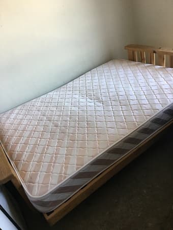 搬家出售家具床等 3
