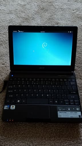 Acer Aspire One laptop 1
