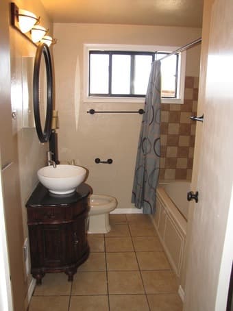 room with shared bathroom in Sunnyvale (available Sep 1) 1