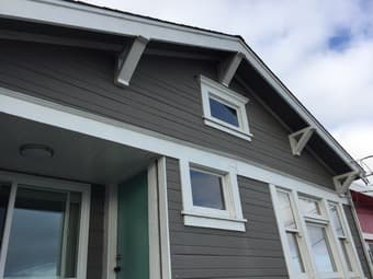 Gorgeous 2 Bed 2 Bath (plus den) House with Stunning Views of Bay 2