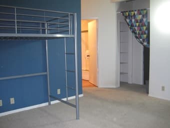 Huge master suite in co-op for 2 to share (private bathroom) 1