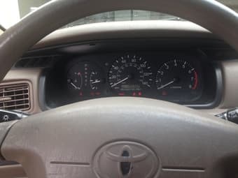 Low Price Perfect Condition Toyota Camry 98 -- It's just what you want 2