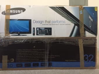 Samsung 32'' HDTV (excellent condition) 3