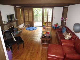 1 bedroom with shared bathroom in a beautiful house close to Stanford 2