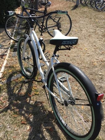 White Cruiser (Good condition, incl. locker) 1