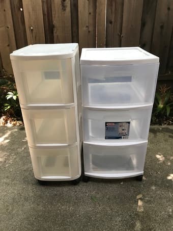 Two plastic drawers 4