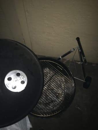 Barbecue grill Weber in good condition used few times 1
