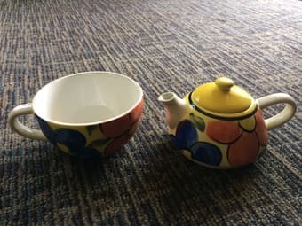 2-PIECE TEA SET - hand-painted cup and teapot 2