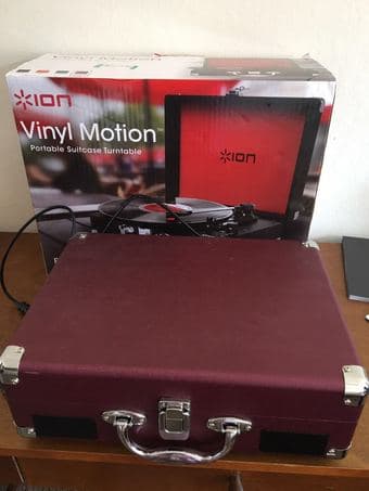 ION Vinyl Motion Portable Suitcase Turnable 1