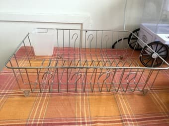 METAL DISH RACK 1