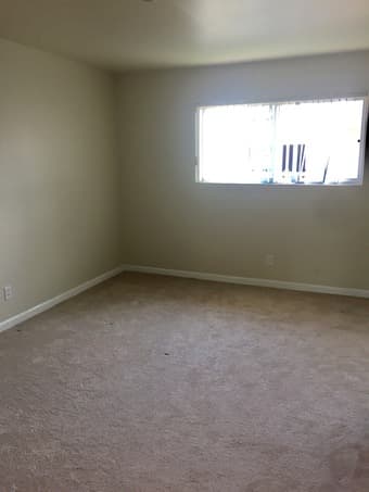 $1300 Large room in Mountain View for rent 客房出租 1