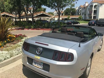2013 Ford Mustang Convertible. SPORTS CAR 80k miles 2