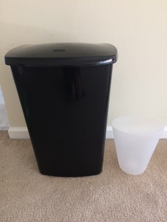 Kitchen & bathroom garbage can 1