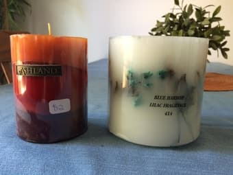 DECORATIVE CANDLES AND PEBBLES GLASS 1