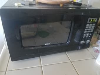 Rival microwave 1