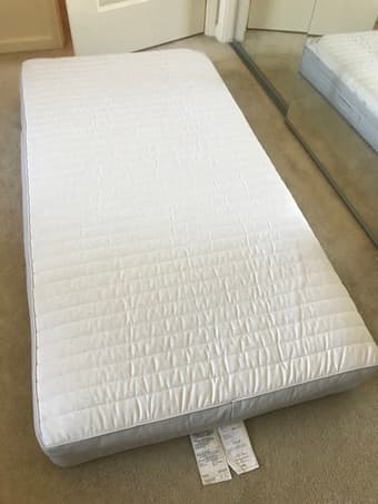 moving sale- tables,chairs, lamp and mattress  ( low prices) 3