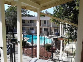 Palo Alto- 1 BR apartment (Furnished) at 524 Kendall Ave 1