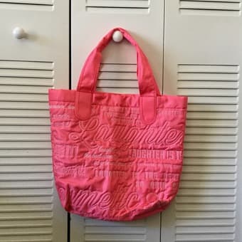 PURSES. One Vera Bradley 2