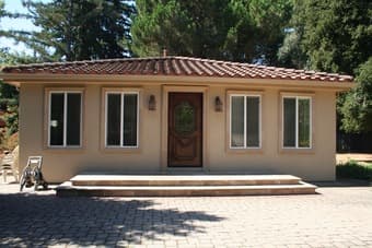 Private Executive Cottage for rent in West Atherton 1