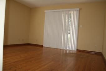 Private Executive Cottage for rent in West Atherton 2
