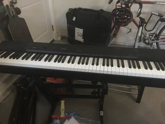 Casio Privia PX150 88-Note Digital Piano + stand + sustain pedal 2