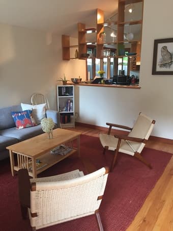1BR in a light-filled 2BR house in Palo Alto, on the edge of campus! 2