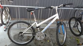 Used Bicycle (24*1.95), transmission doesn't work 2