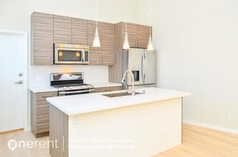 Immediately Available: SF Furnished Apt - 1Bdr ensuite bath 3