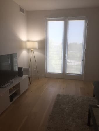 San Mateo 1 Bed. 6 mo lease 2843/12 mo lease 3127-5 min walk caltrain 1