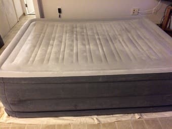New Queen Size Luxury Airbed with Original Box 1