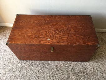Wooden Chest / Toy box 3