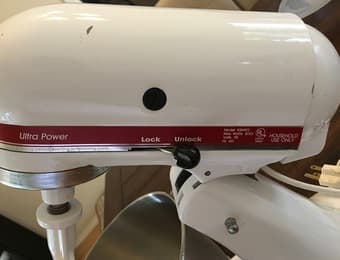Kitchenaid Ultra Power Stand Mixer + extra bowl and beater 3