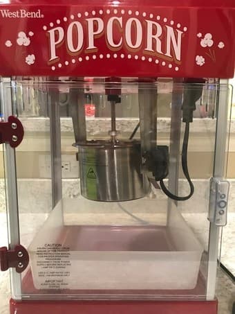 Popcorn Machine - Like New! 1