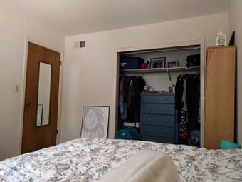 room available October 25th 6BR/3BA 2