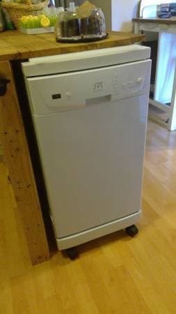 SPT 18 Portable Dishwasher (White) with Faucet Attachments 2