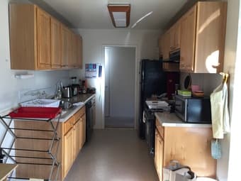 1 Bedroom spacious apartment in S Rengstorff (MV), Nov 1st-May 25th) 2