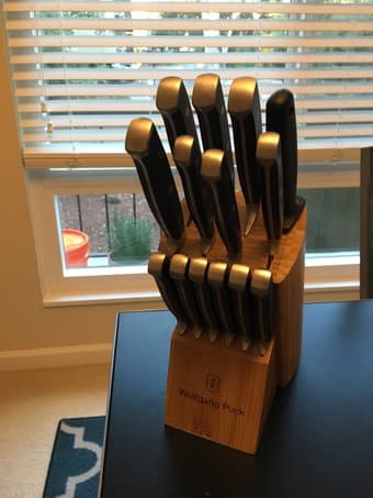Knife set with wooden block 1