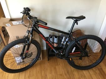Raleigh (Talus 2) Mountain Bike  - Brand New! 1