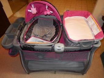 BabyCrib (Urbini 4-in-1 Nesti Play Yard) 2
