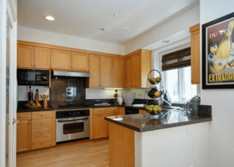 Master room in 2B/2.5B home in downtown Los Altos, 10 min to Stanford 2