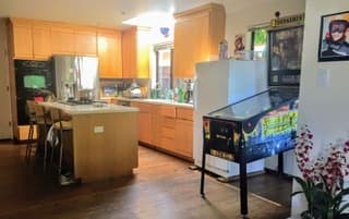 furnished bd with private bath in palo alto 3